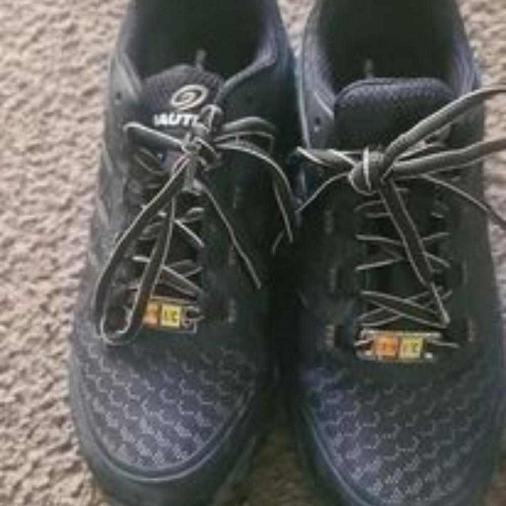 Men's Nautilus Stratus - Composite Toe EH Athletic Work Shoe